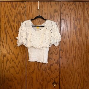 Catherine Malandrino White Textured Floral Top Coquette Cottagecore Blouse